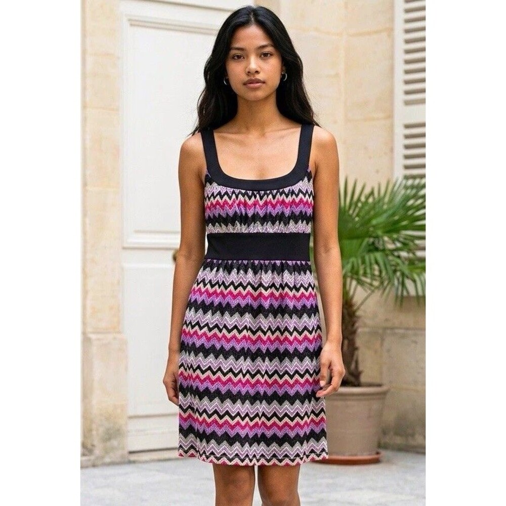 Donna Ricco New York Women's 8 Black/White Chevron Knit A-Line Scoop Knee Dress